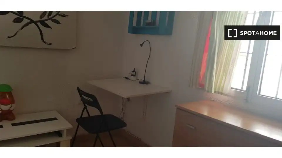 Habitación 81 m², Córdoba
