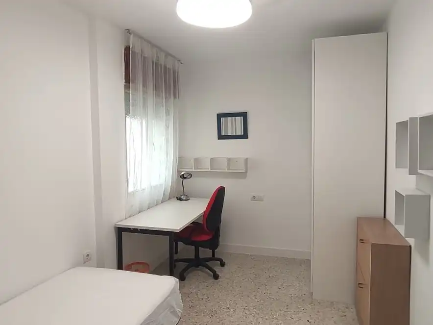Piso de 90 m² en Granada