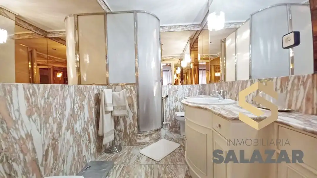 Wohnung 120 m² in Bilbao