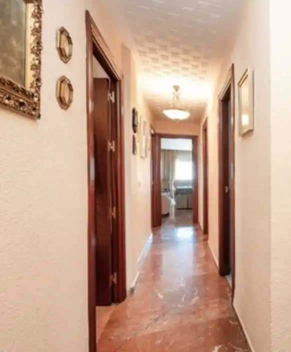 Piso de 138 m² en Granada