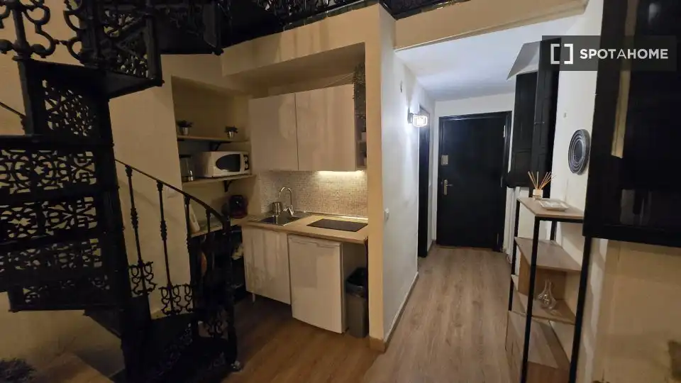 Habitación 46 m², Sevilla