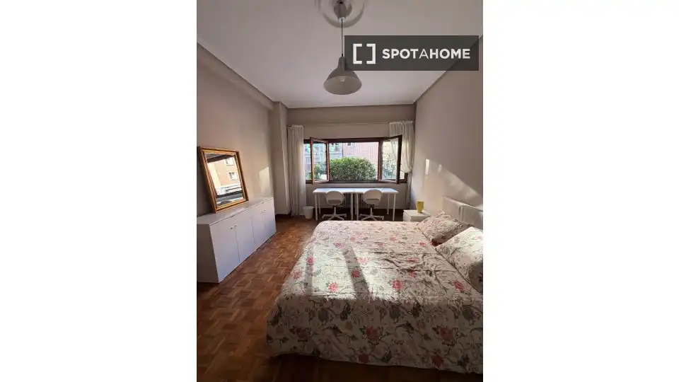 Habitación 98 m², Bilbao
