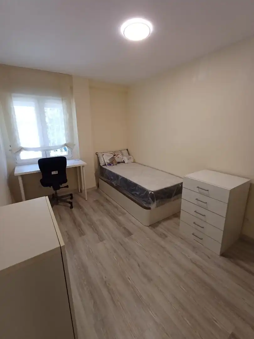 Habitación 70 m², Leganés