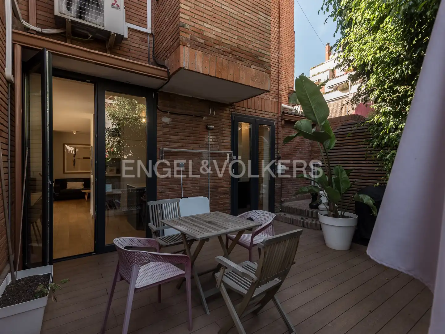Casa de 151 m² a Esplugues de Llobregat