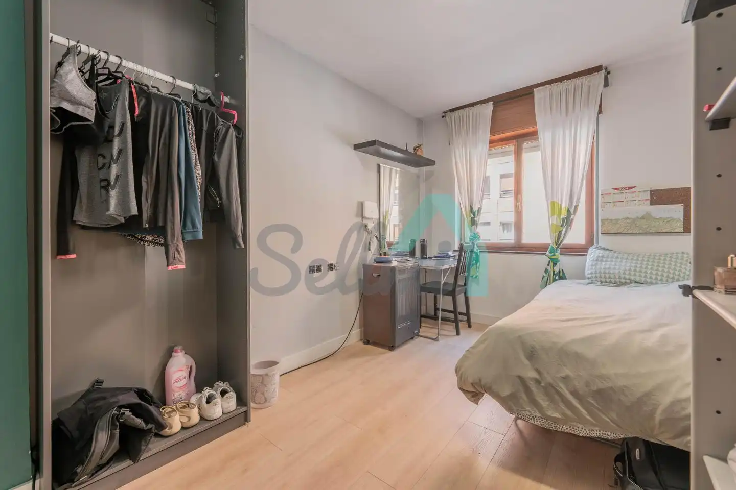Habitación 82 m², Oviedo