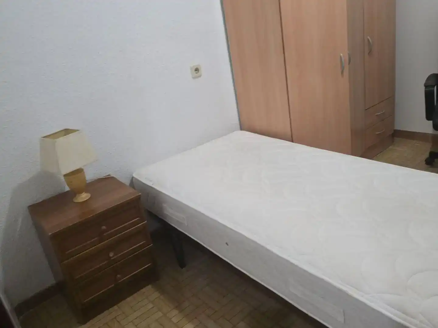 Habitación 80 m², Alicante
