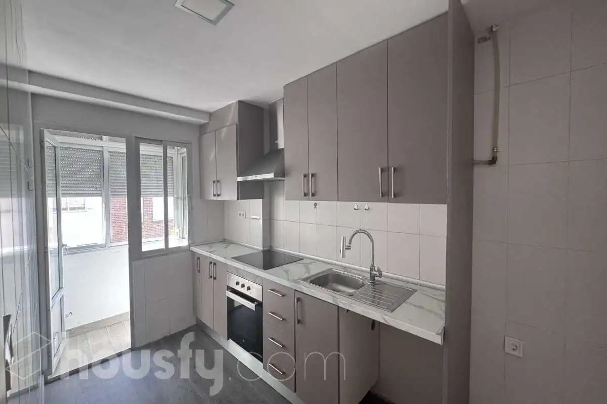 Appartamento 81 m² a Saragozza