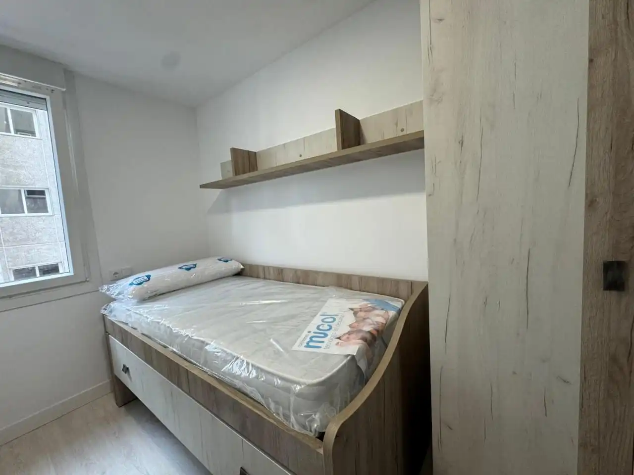 Habitación 161 m², Ourense