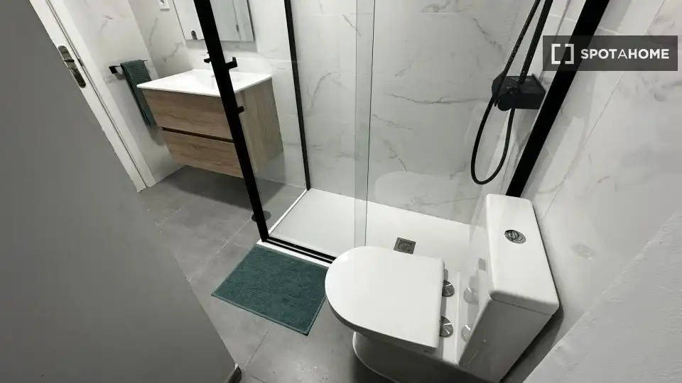 Habitació de lloguer, Madrid