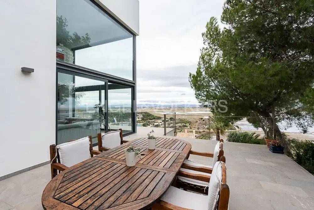 Piso de 320 m² en Cullera