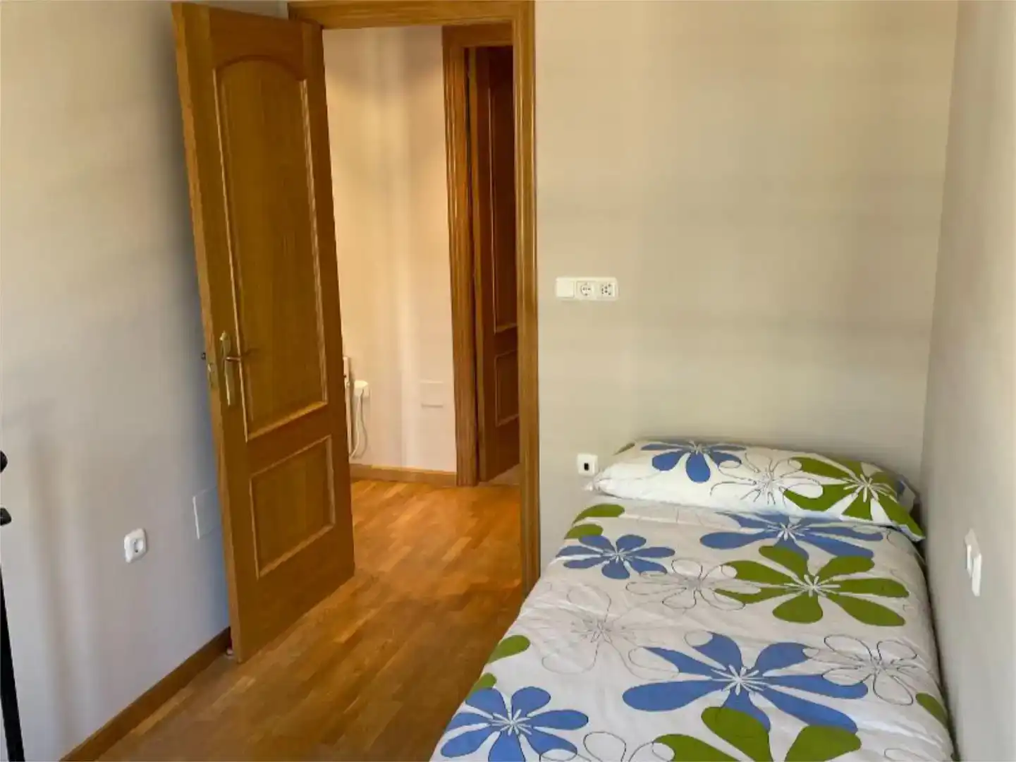 Piso de 79 m² en Castropol
