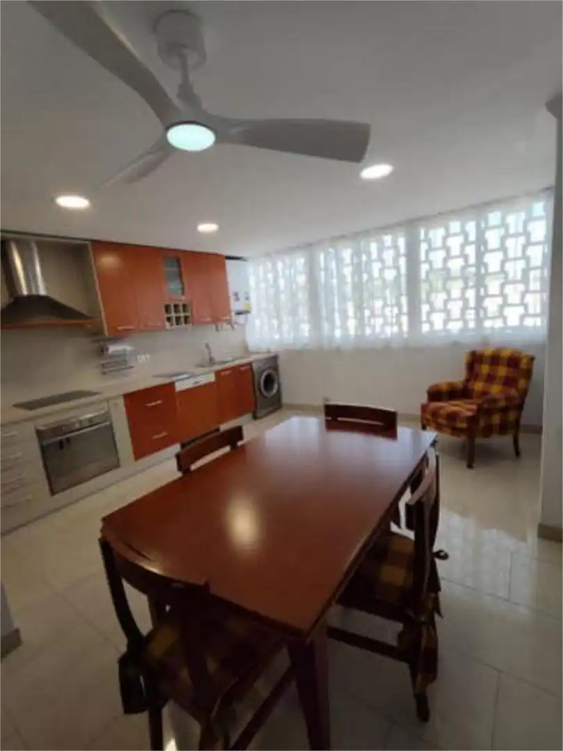 Pis de 95 m² a Alacant