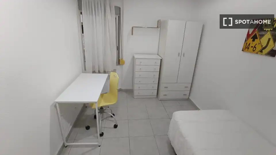 Habitación 109 m², Alicante