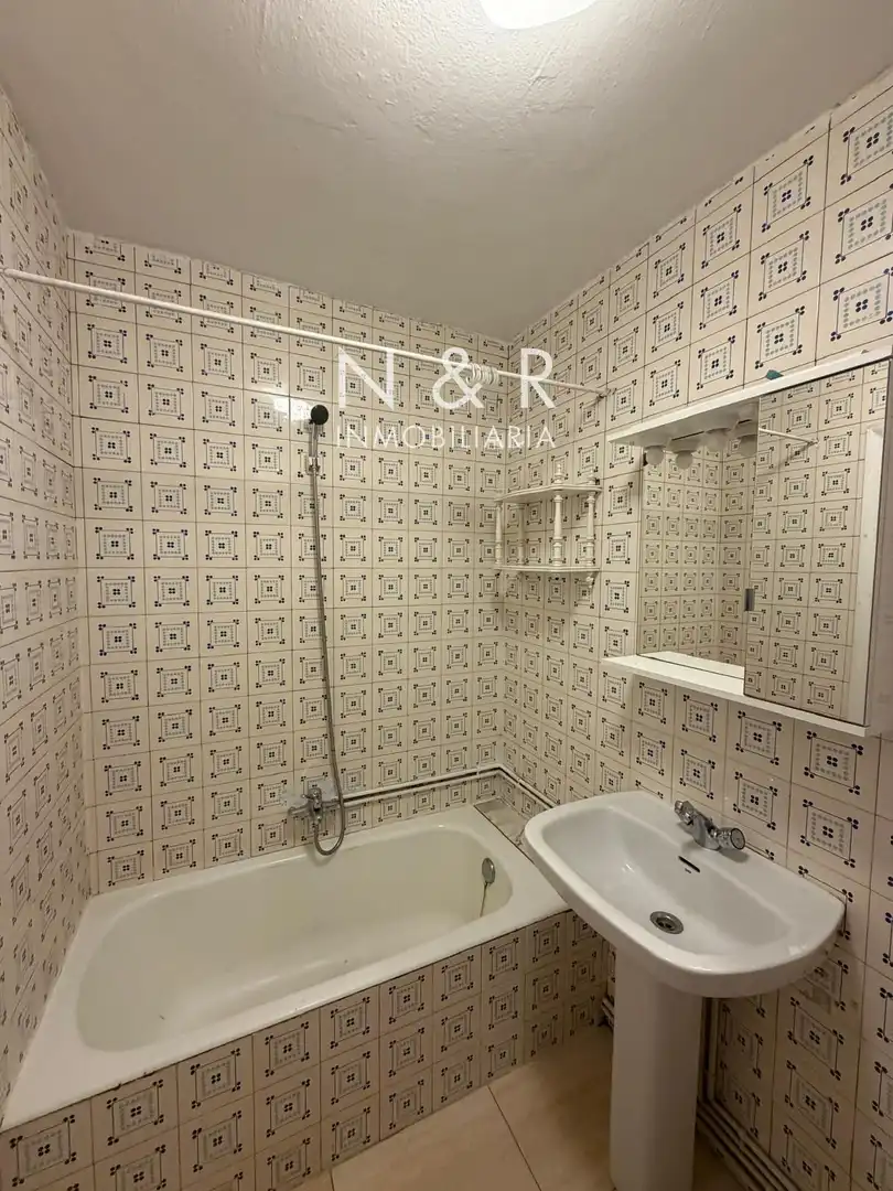 Piso de 90 m² en Santiago de Compostela