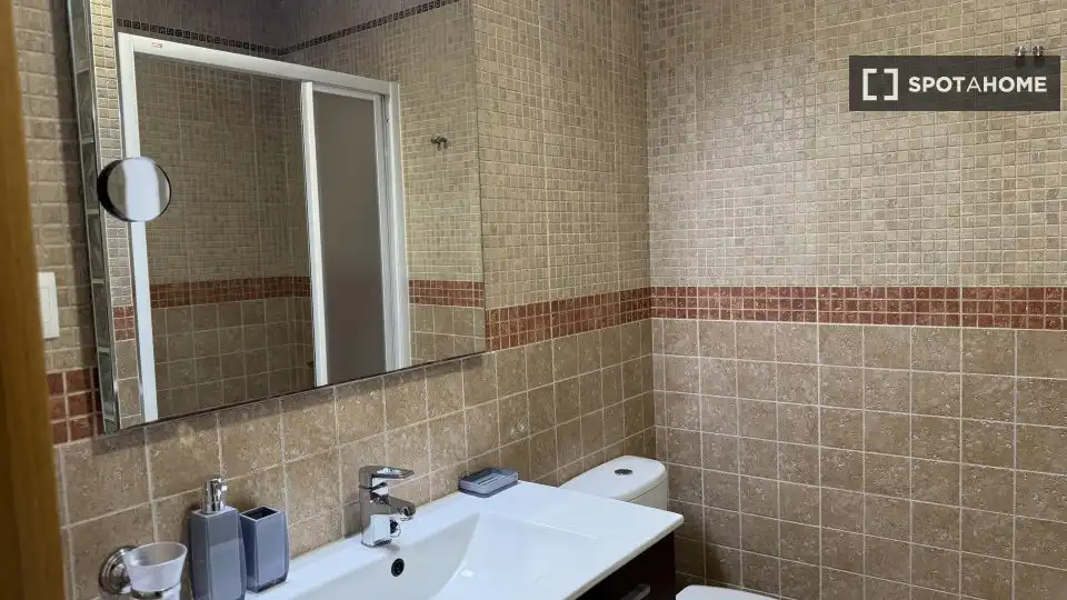Habitación 98 m², Málaga