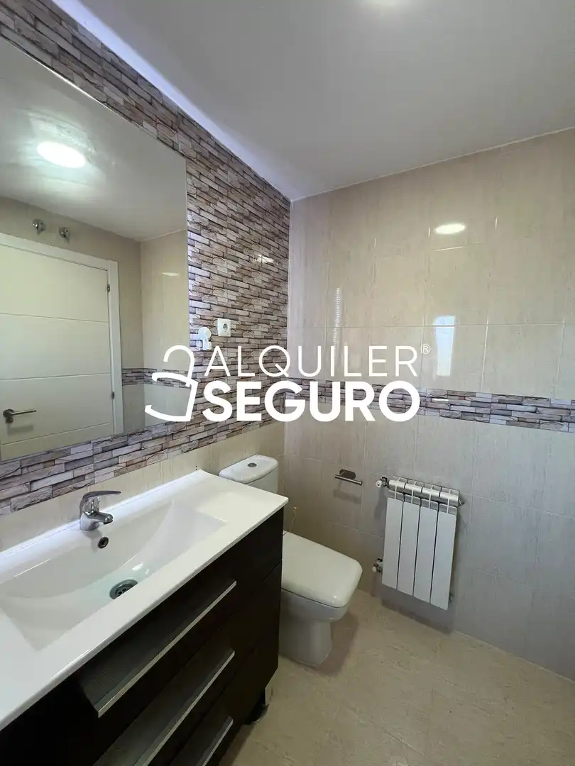 Pis de 230 m² a Valdeolmos-Alalpardo