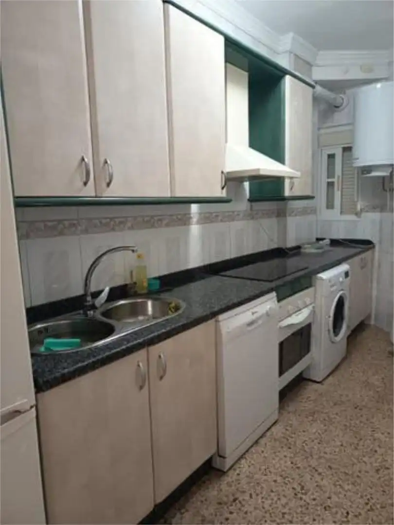 Piso de 75 m² en Ubrique