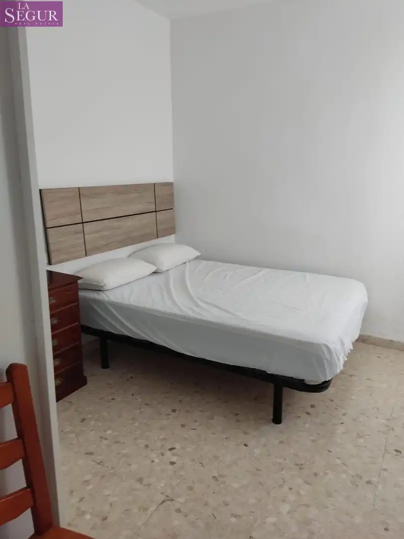 Piso de 160 m² en Cádiz