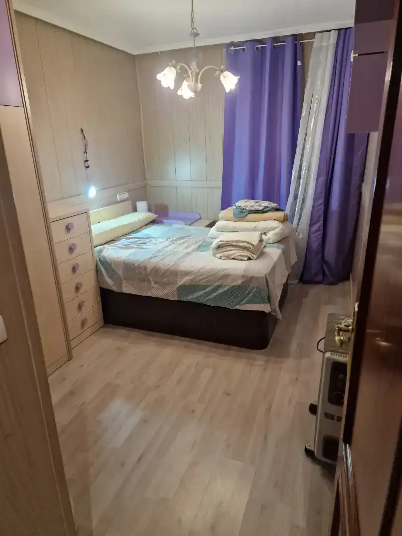 Habitación 90 m², Burgos