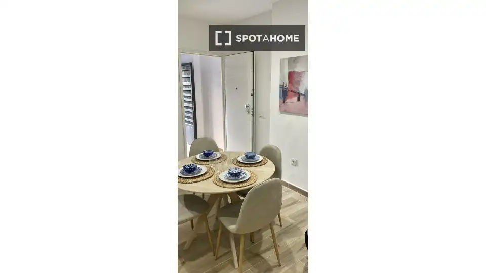Habitación 77 m², Sevilla