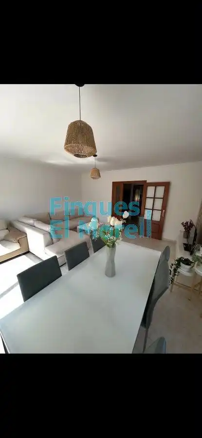 Casa de 242 m² en Vila-rodona