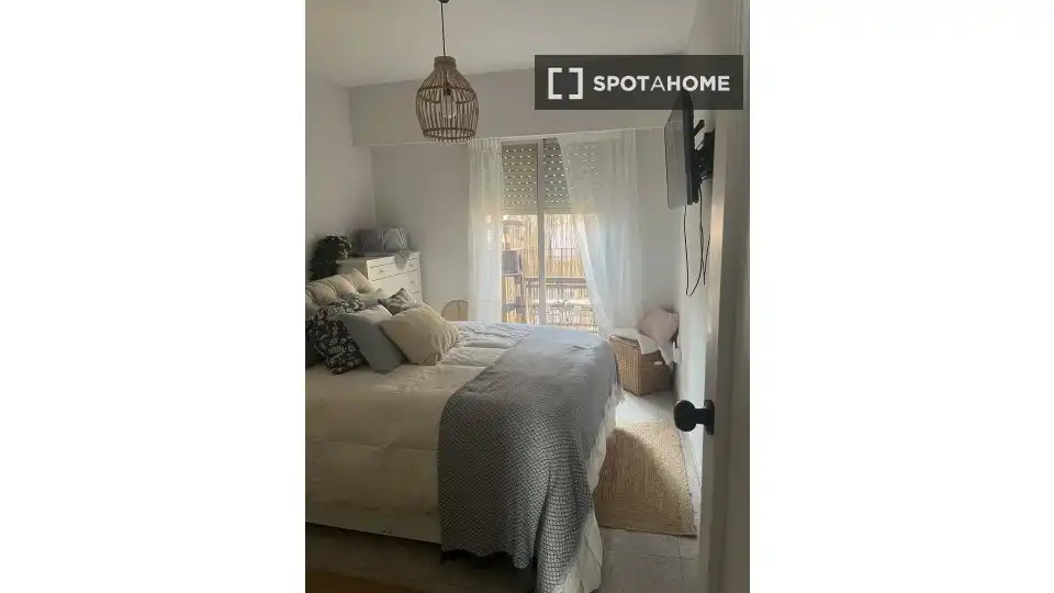 Habitación 90 m², Dénia
