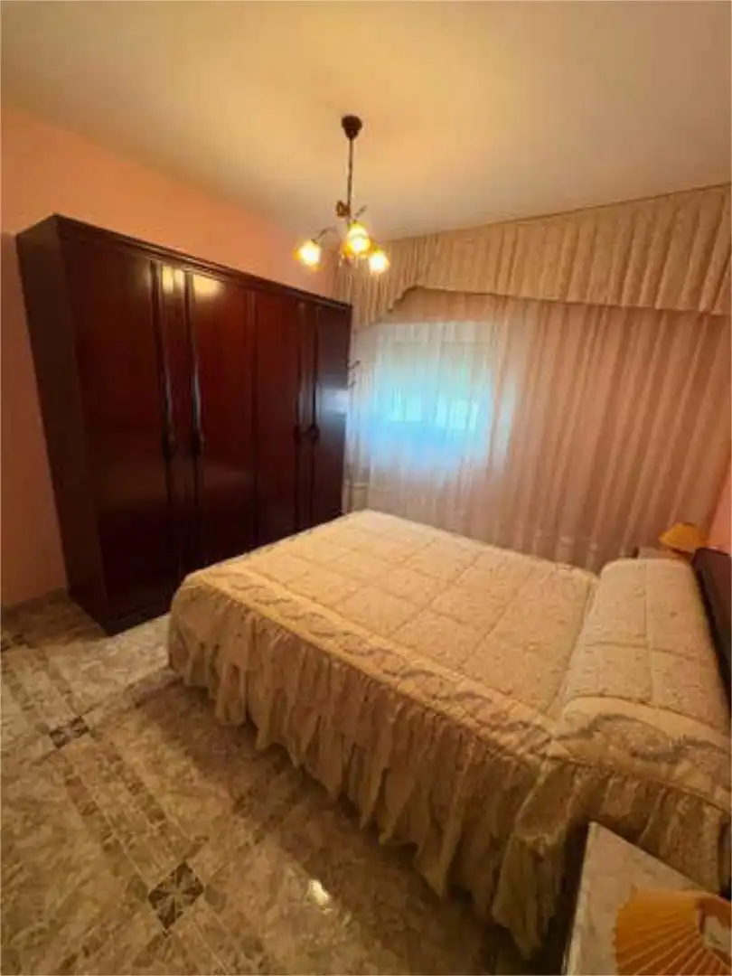 Piso de 90 m² en Almansa