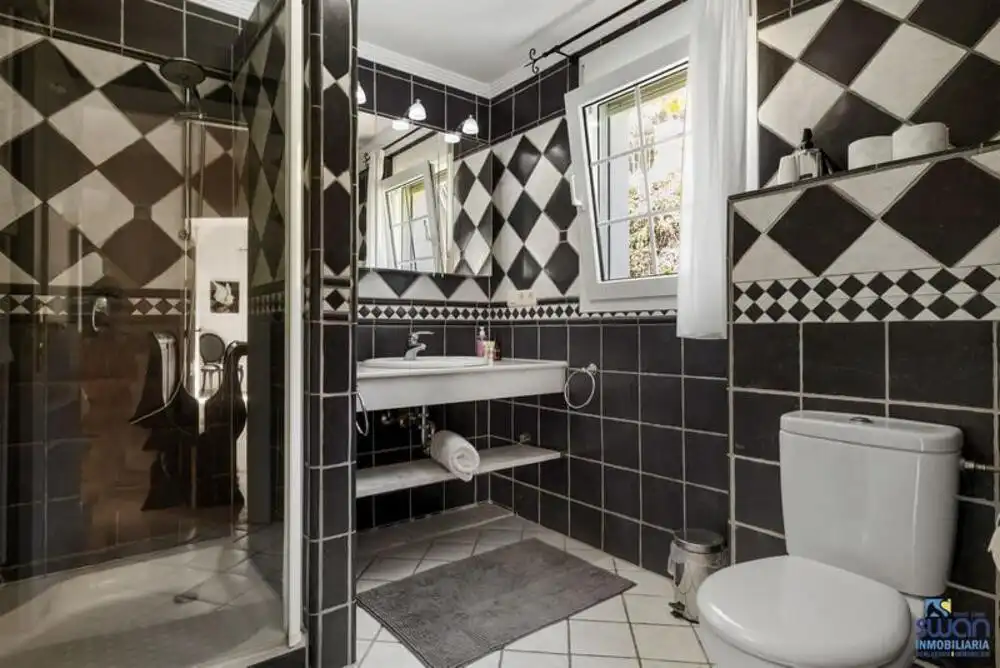 Casa de 412 m² a Estepona
