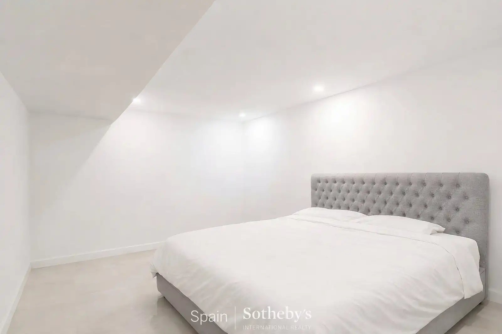Casa de 628 m² en Pozuelo de Alarcón