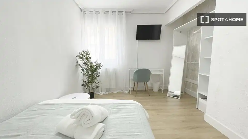Habitación 81 m², Santander