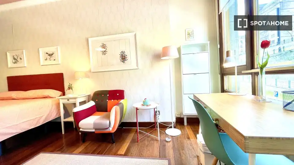 Habitación 104 m², Bilbao