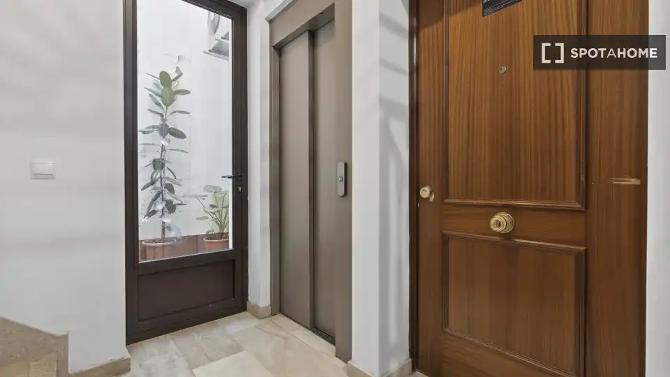 Habitación 75 m², Sevilla