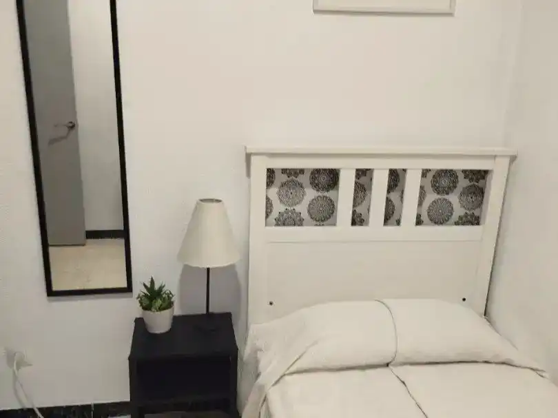 Habitación 64 m², Sevilla