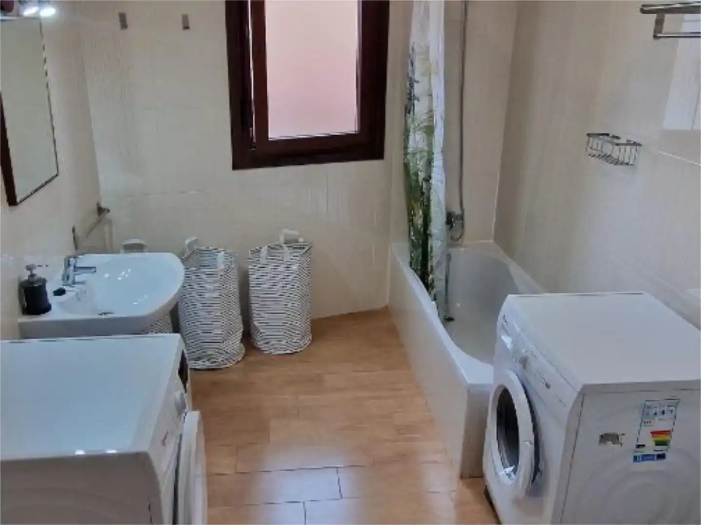Habitación 85 m², Argés