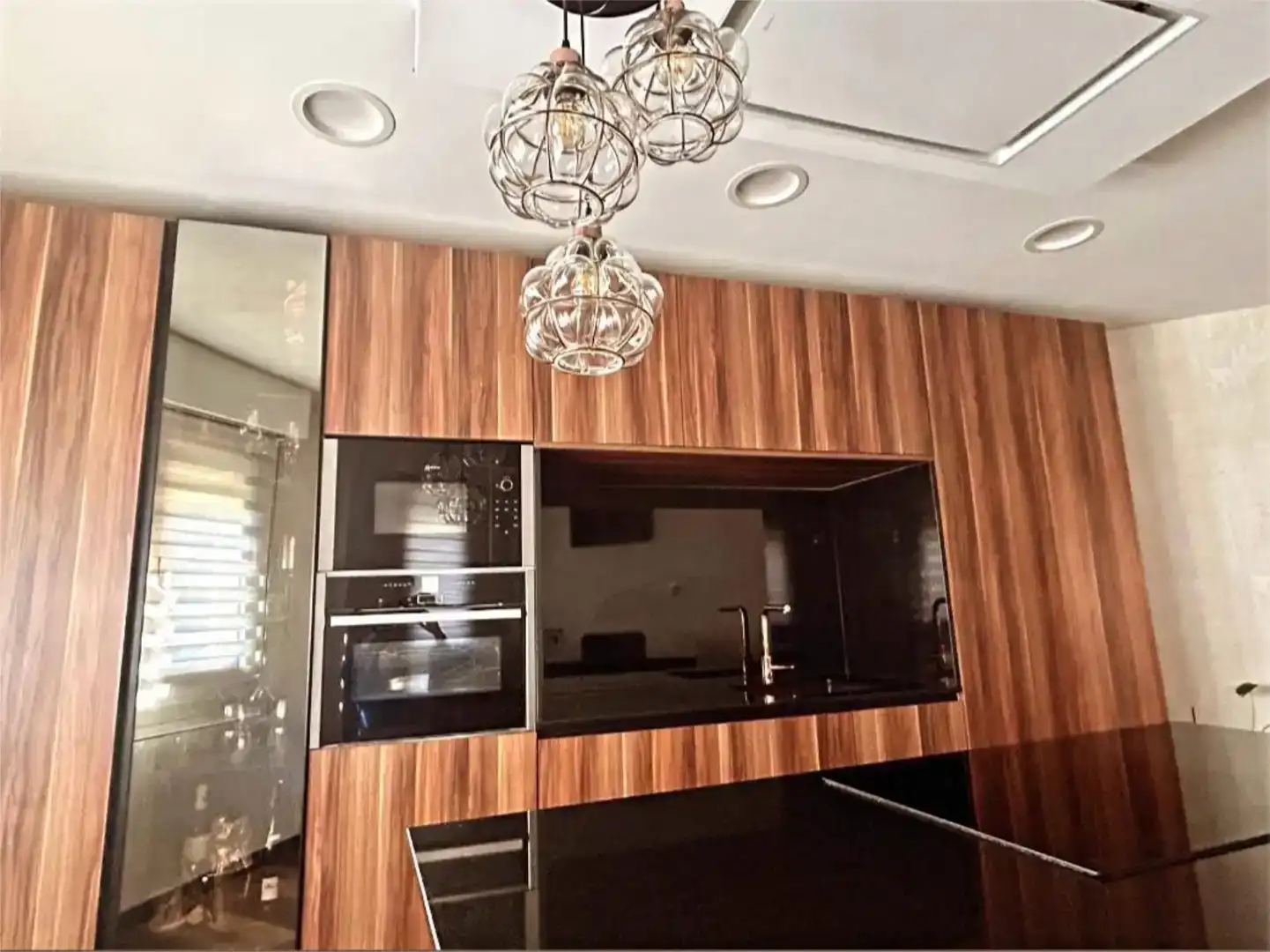 Habitación 280 m², Lardero