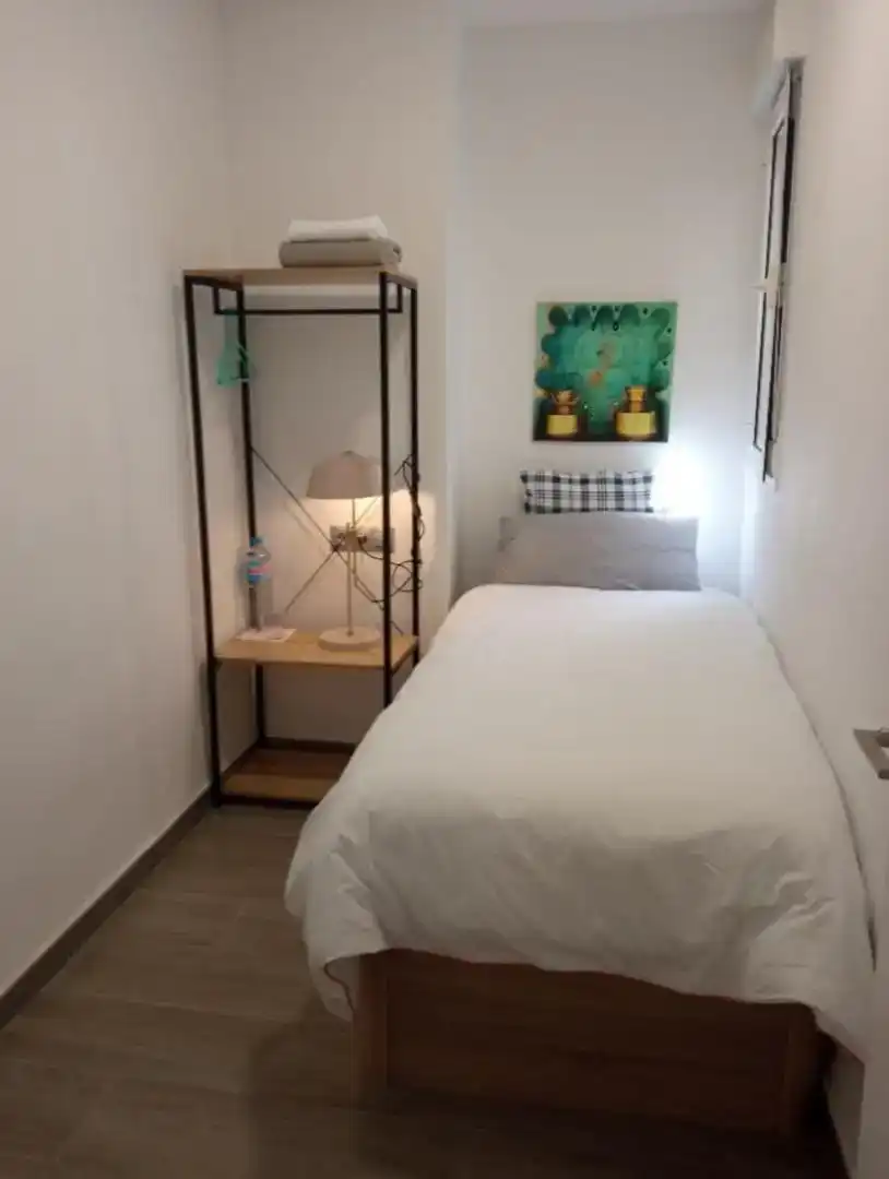 Habitación 70 m², Alicante
