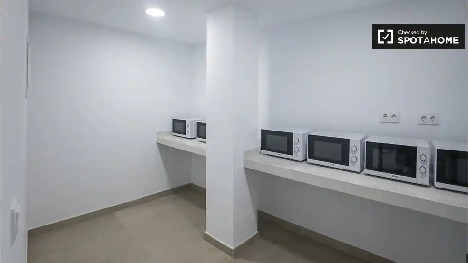 Pis de 17 m² a València