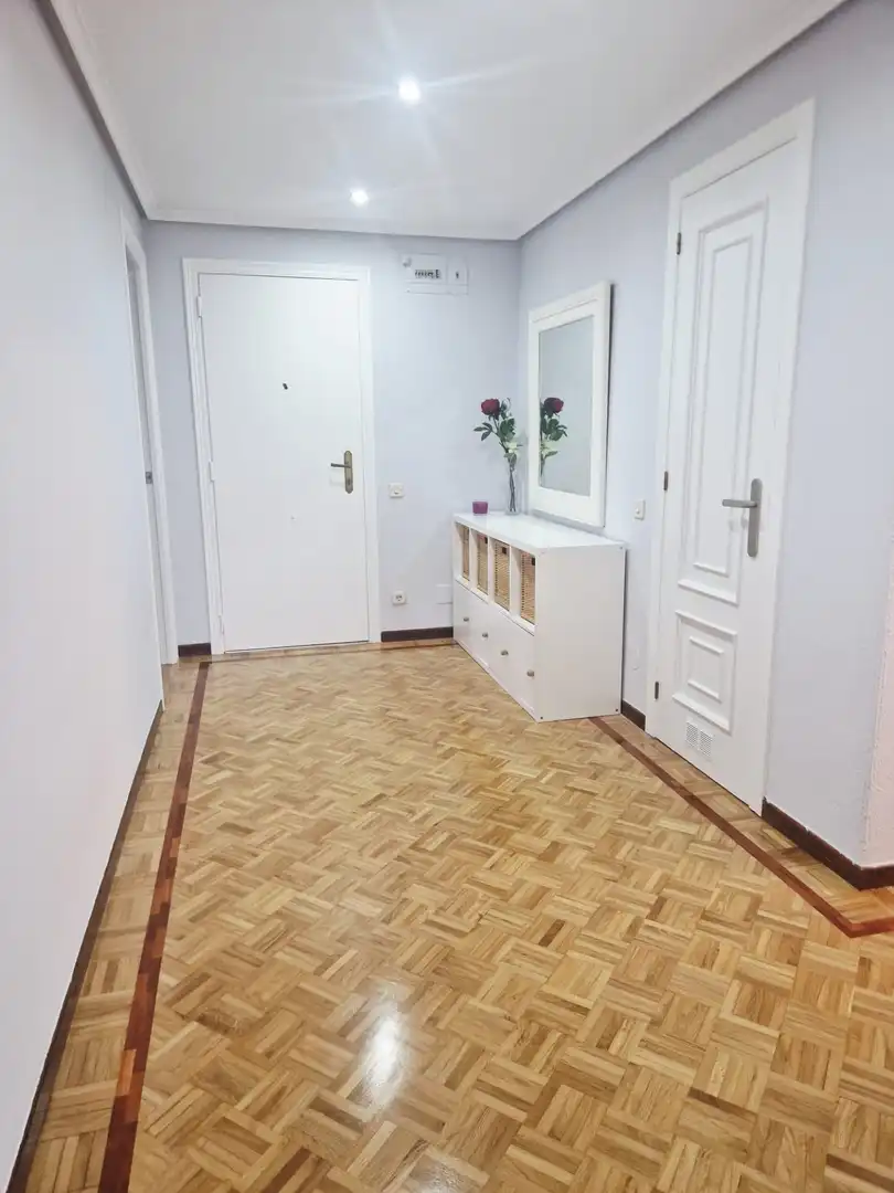 Piso de 85 m² en Castrillón