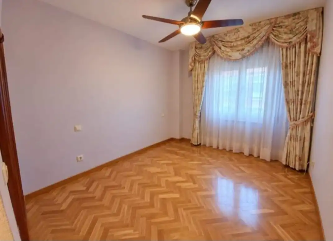 Wohnung 125 m² in Alcalá de Henares
