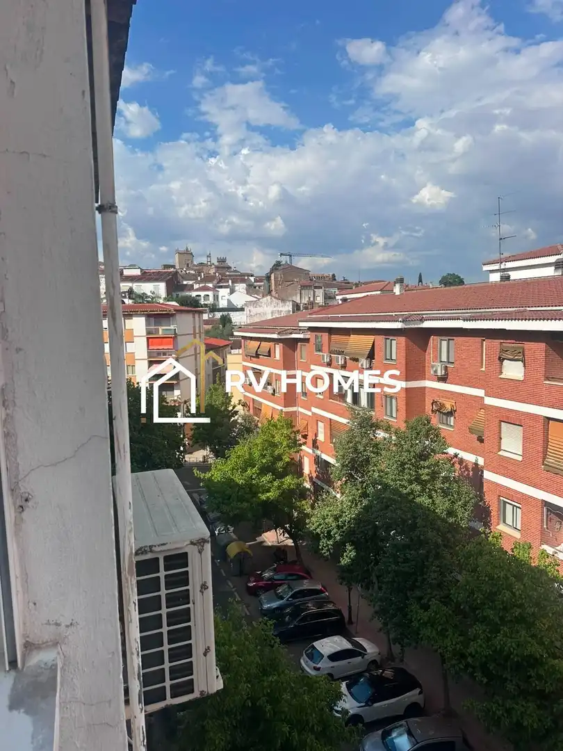 Piso de 95 m² en Cáceres