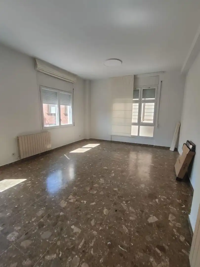 Piso de 135 m² en Reus