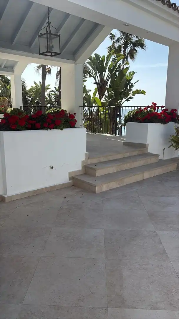 Pis de 984 m² a Estepona