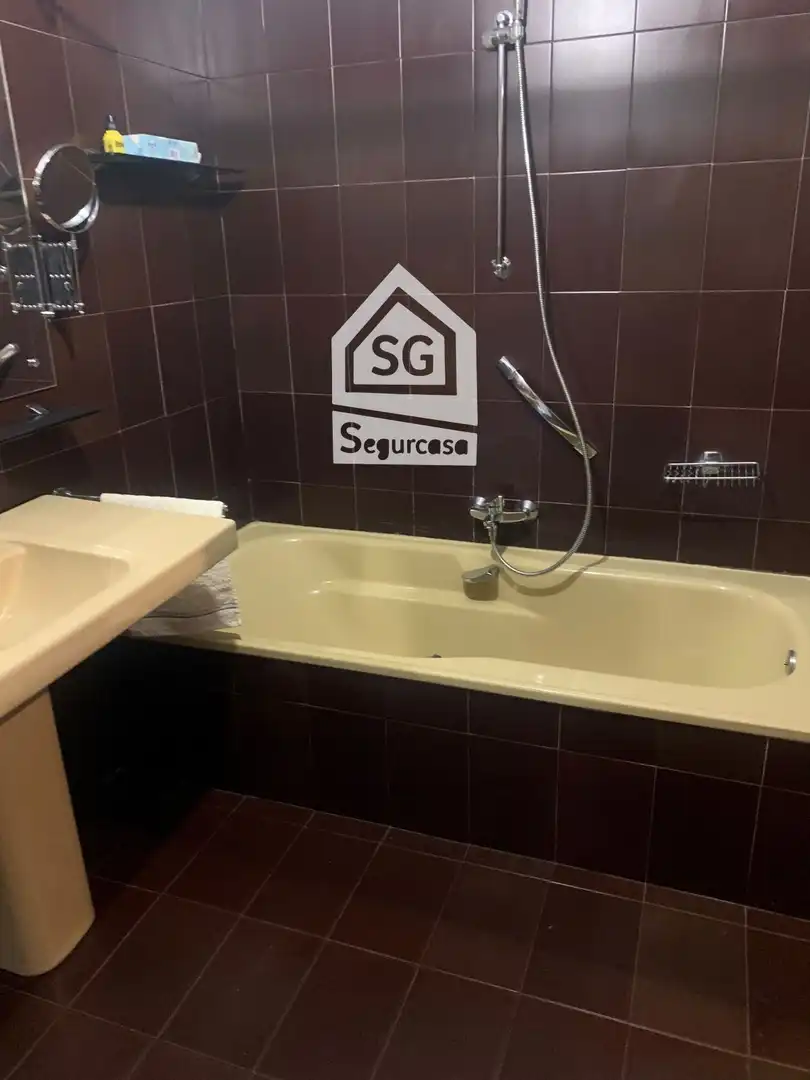 Piso de 229 m² en Ourense