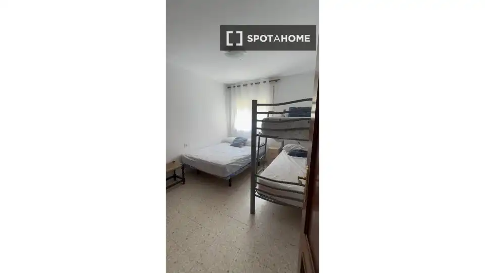 Habitación 115 m², Rota