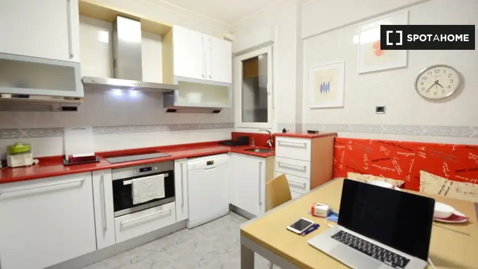 Habitación 104 m², Bilbao