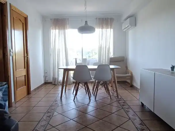 Habitació de lloguer, Burjassot