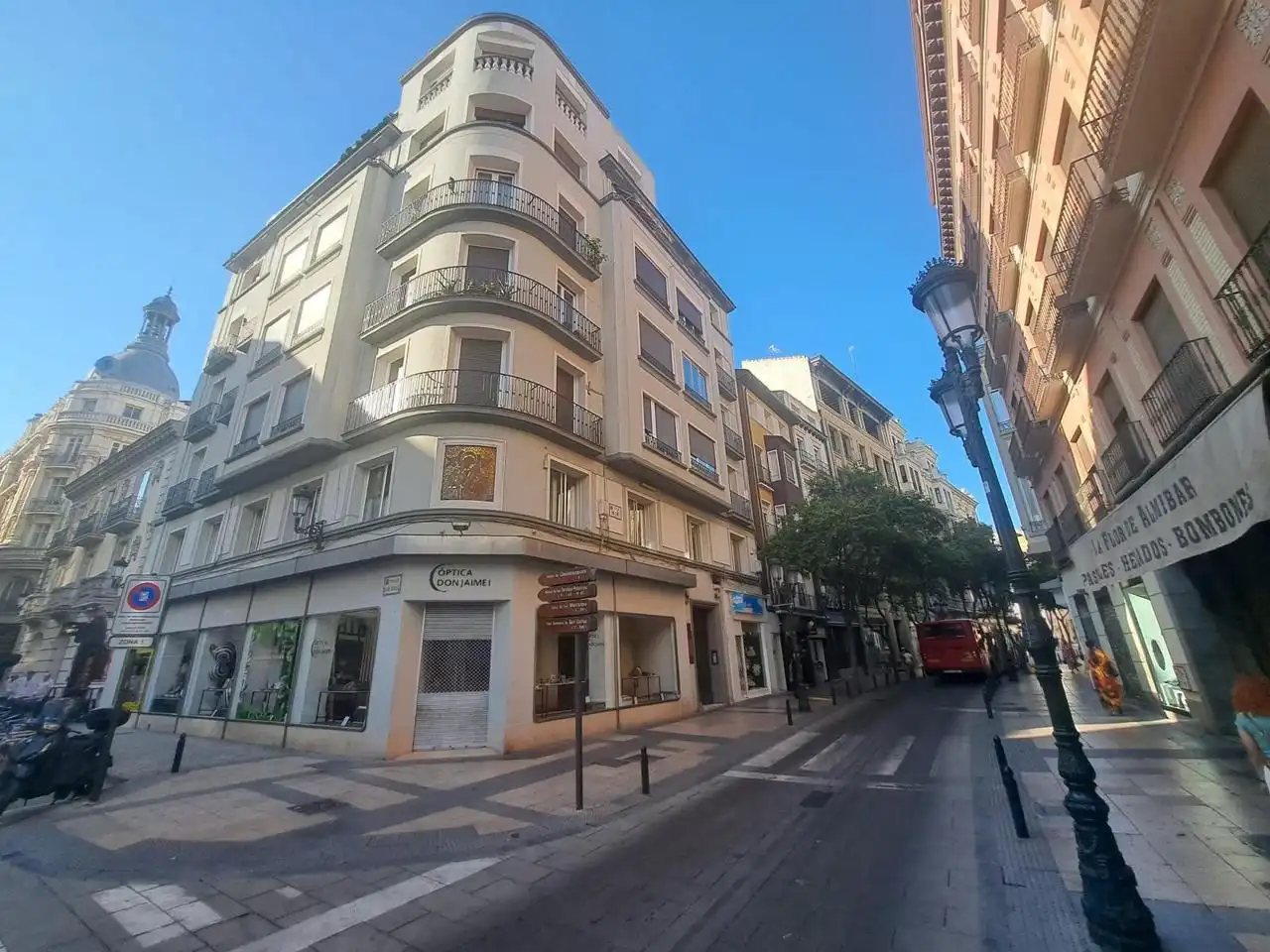 Piso de 100 m² en Zaragoza