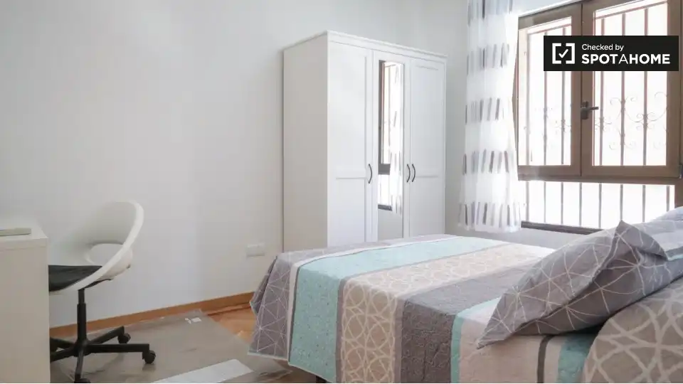 Habitación 240 m², Madrid