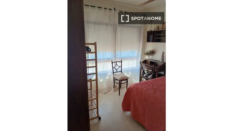 Habitación 58 m², Adra