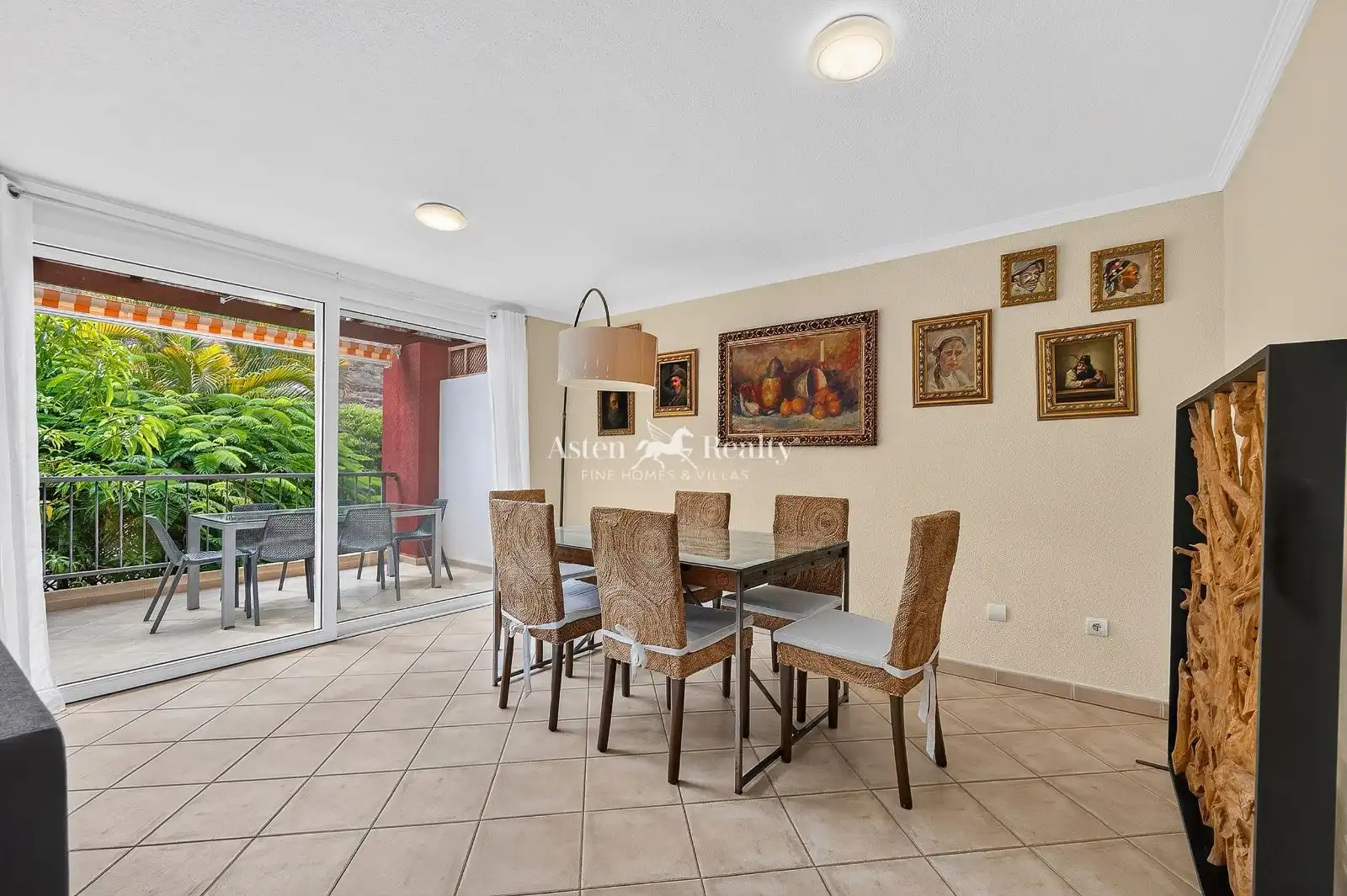 Casa de 325 m² en Arona